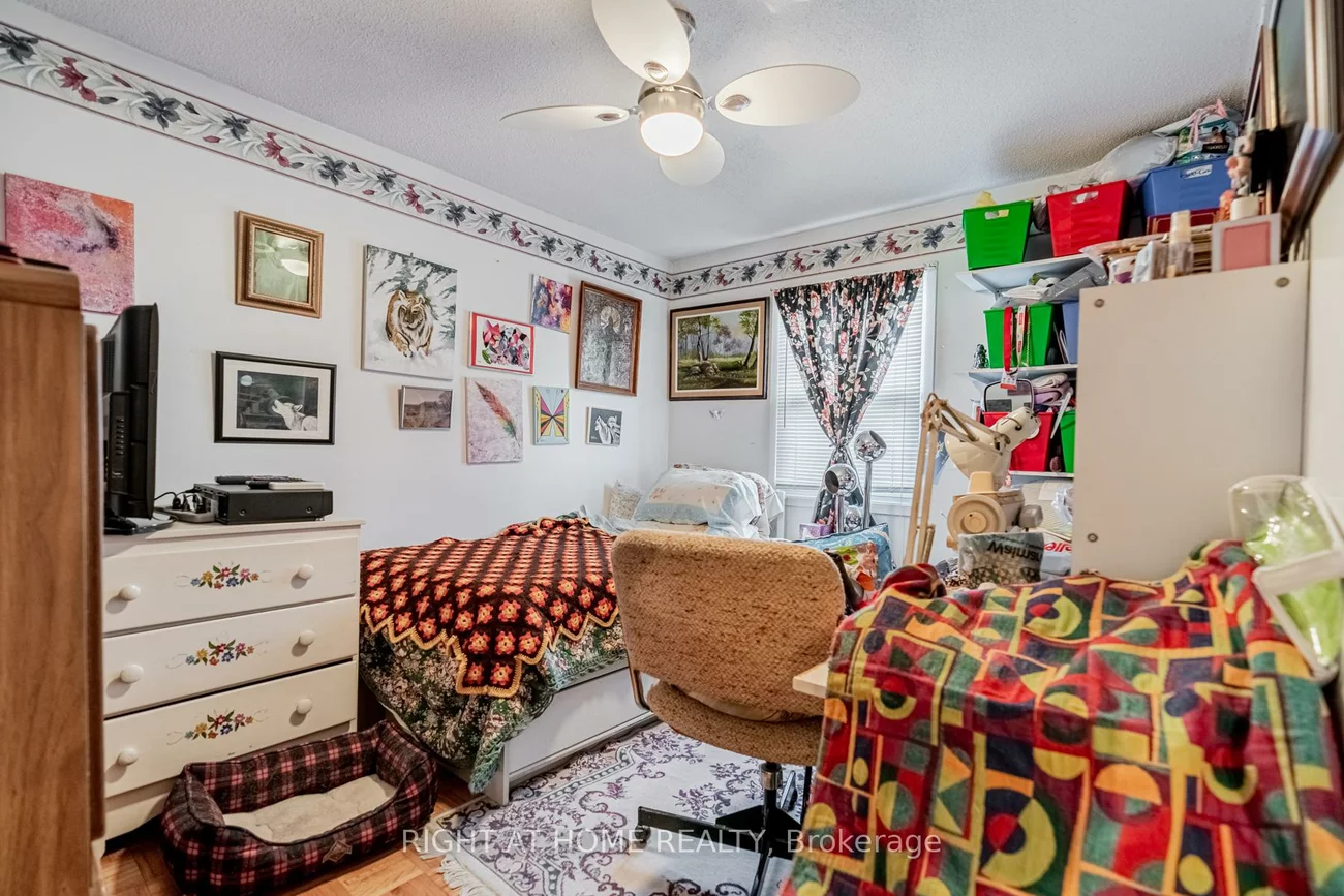 4278, Sawmill Valley, Erin Mills, Mississauga