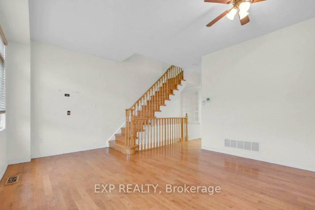 7035, Rexwood, Malton, Mississauga