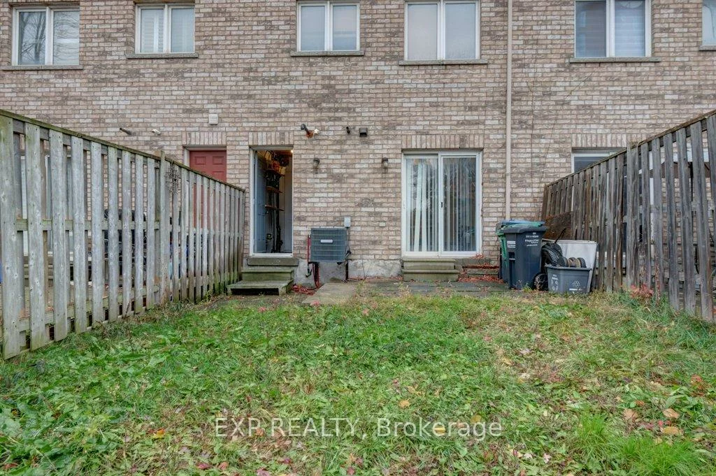 7035, Rexwood, Malton, Mississauga
