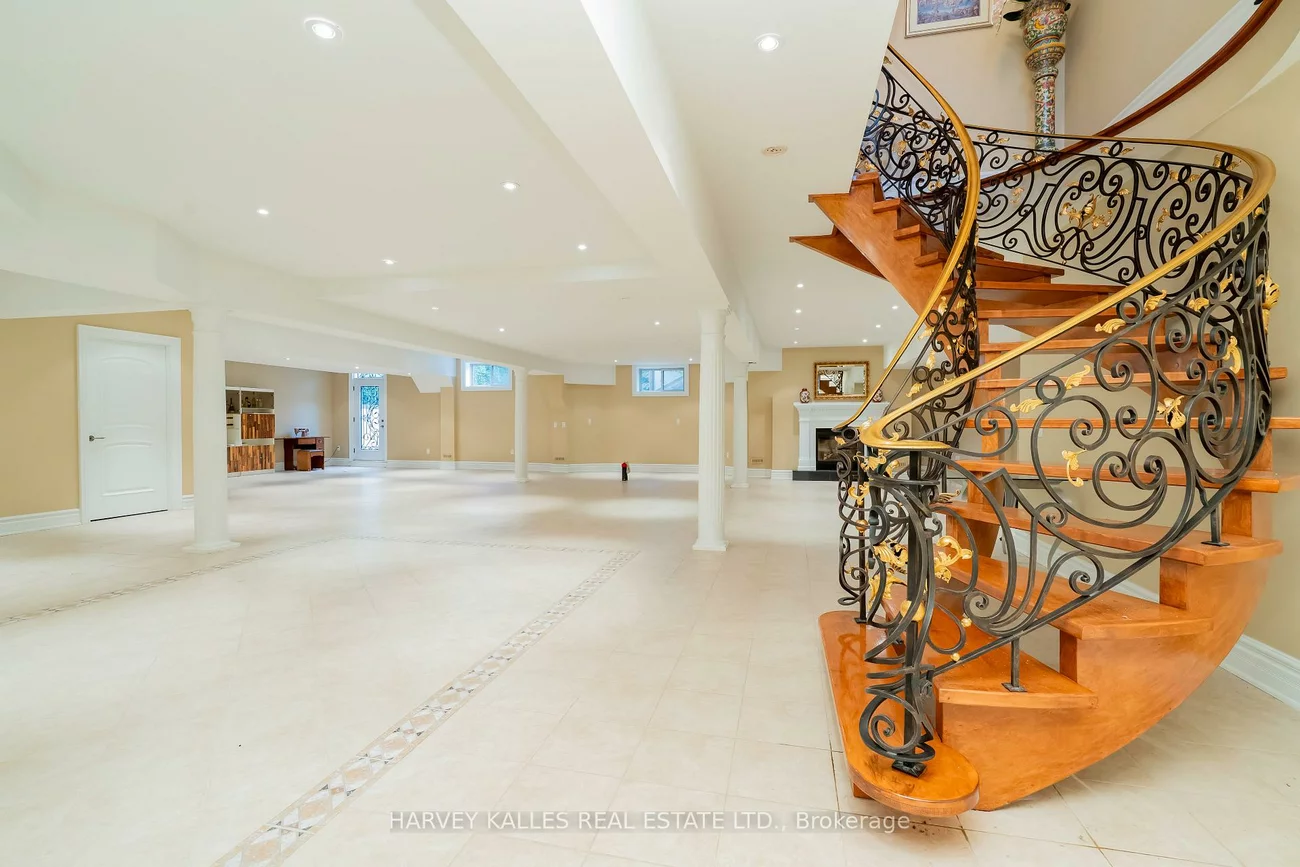 2370, Hammond, Sheridan, Mississauga