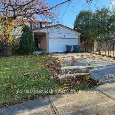 3052, Coral, Malton, Mississauga