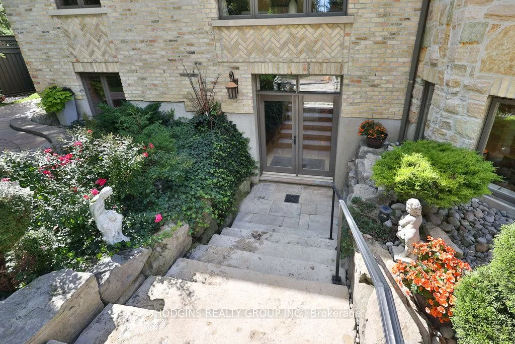 158, Harborn, Cooksville, Mississauga