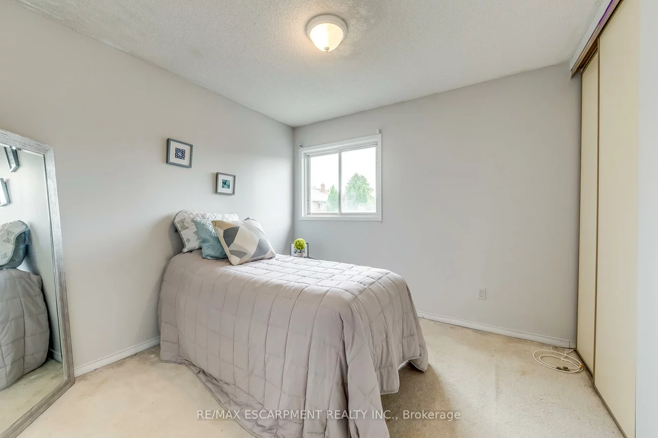 1157, Charminster, East Credit, Mississauga