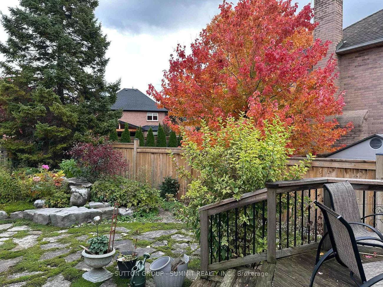 1423, Ravensmoor, East Credit, Mississauga