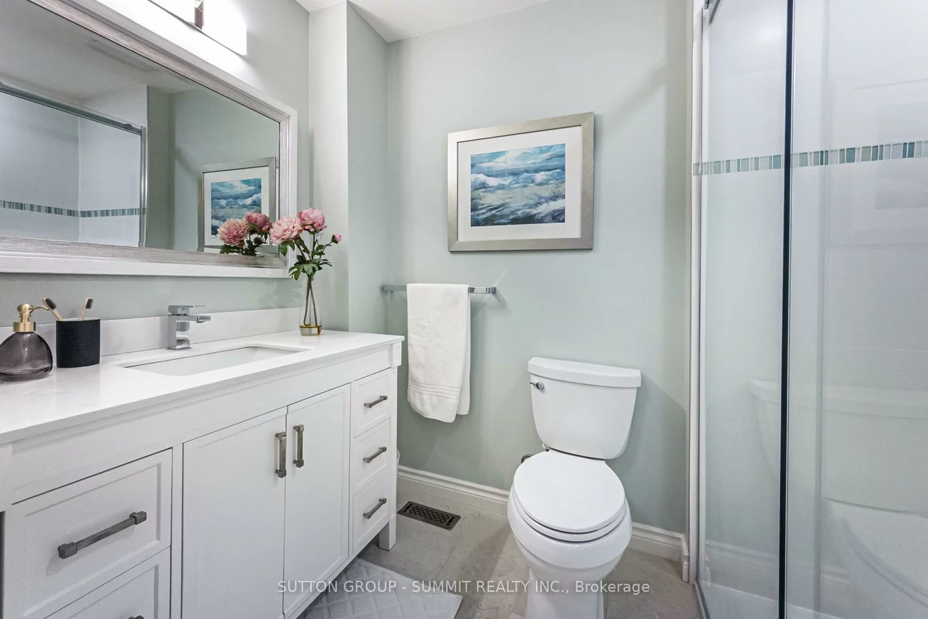 1423, Ravensmoor, East Credit, Mississauga