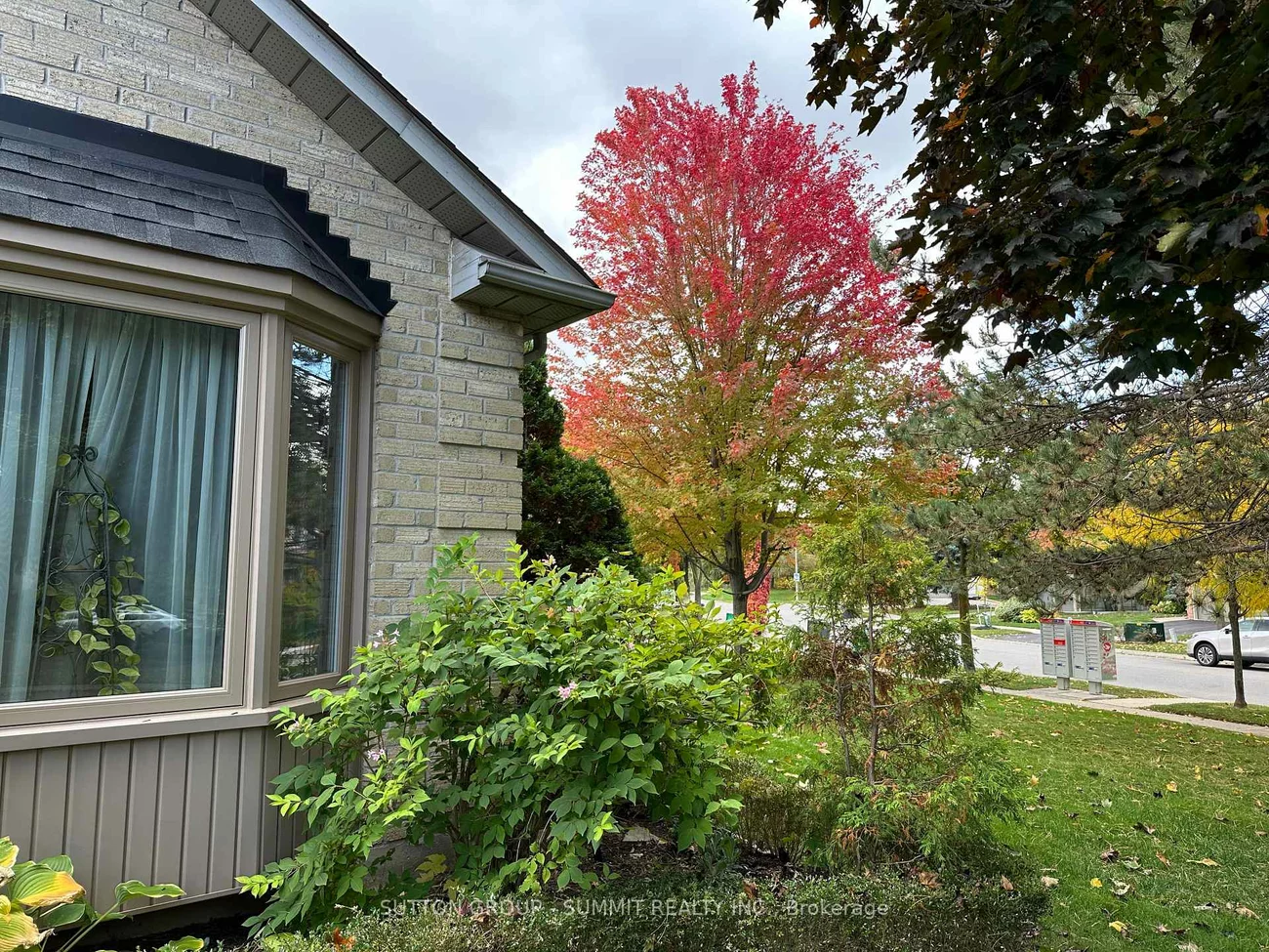 1423, Ravensmoor, East Credit, Mississauga