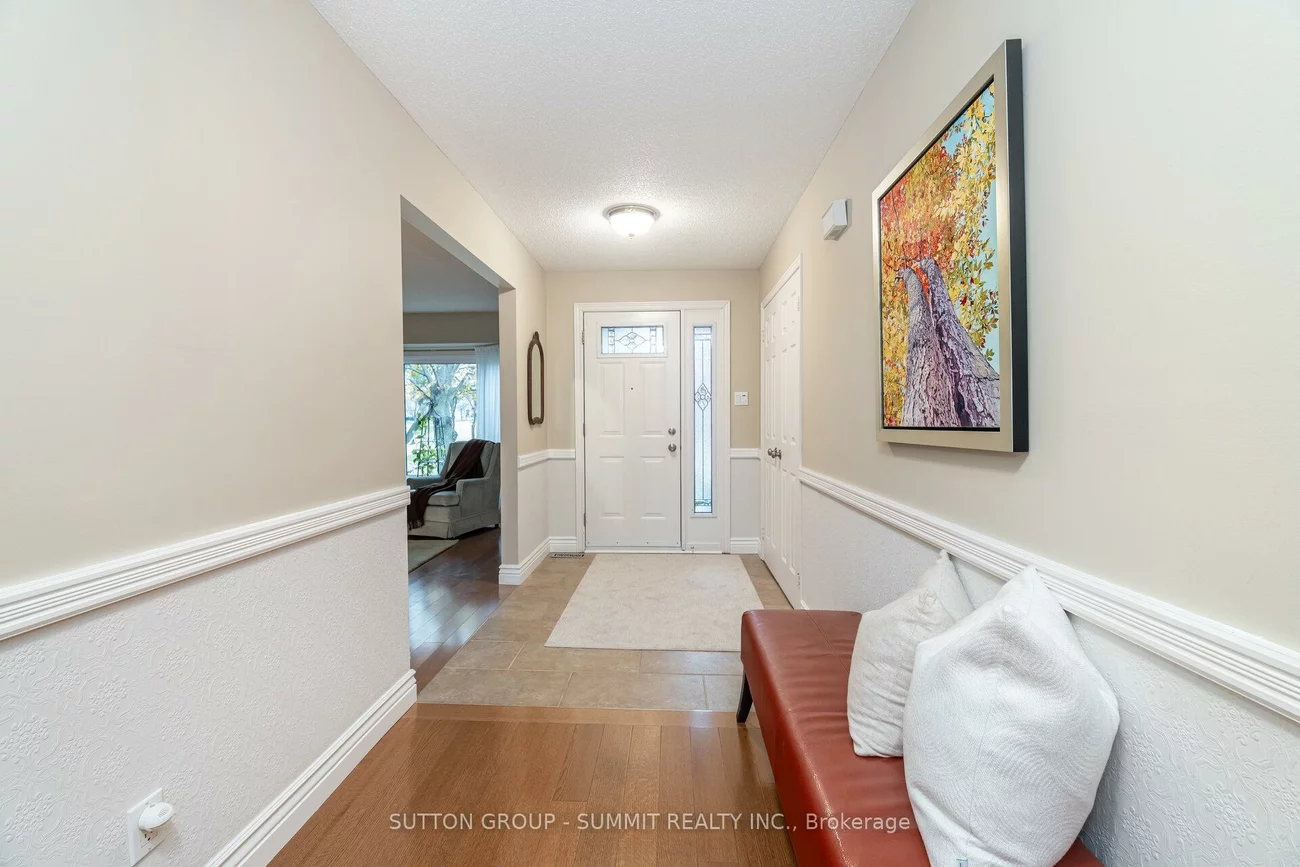 1423, Ravensmoor, East Credit, Mississauga