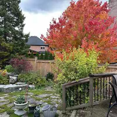 1423, Ravensmoor, East Credit, Mississauga