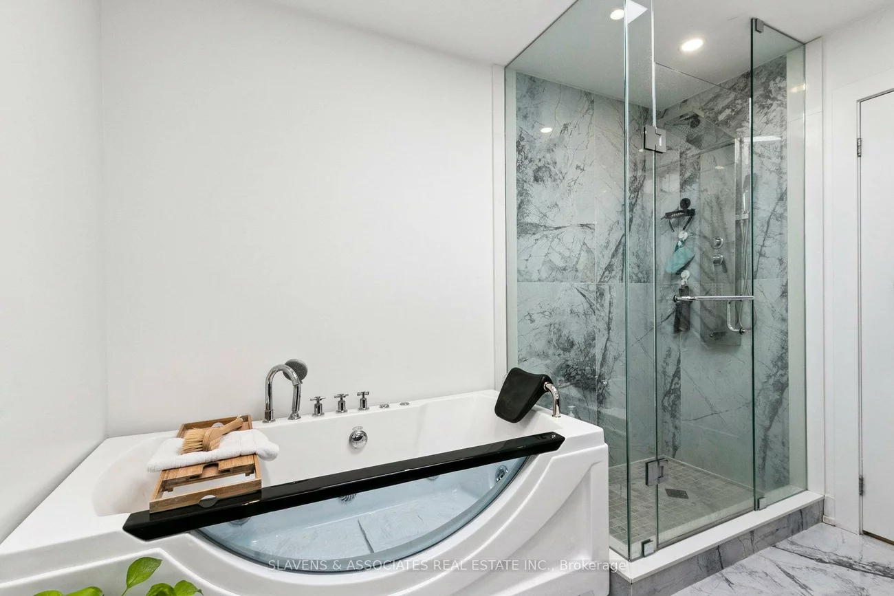 1040, Enola, Lakeview, Mississauga