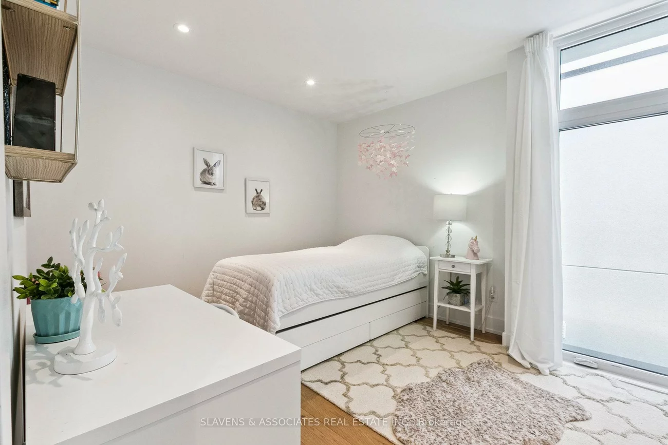 1040, Enola, Lakeview, Mississauga