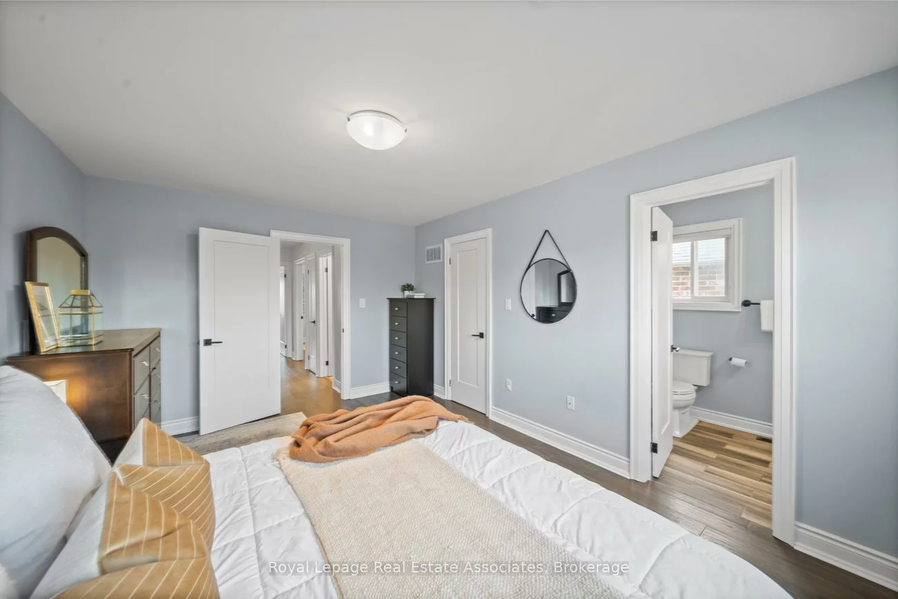 7276, Lowville, Lisgar, Mississauga