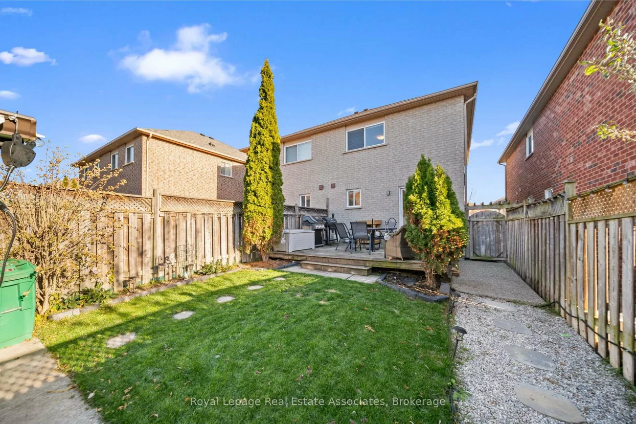 7276, Lowville, Lisgar, Mississauga