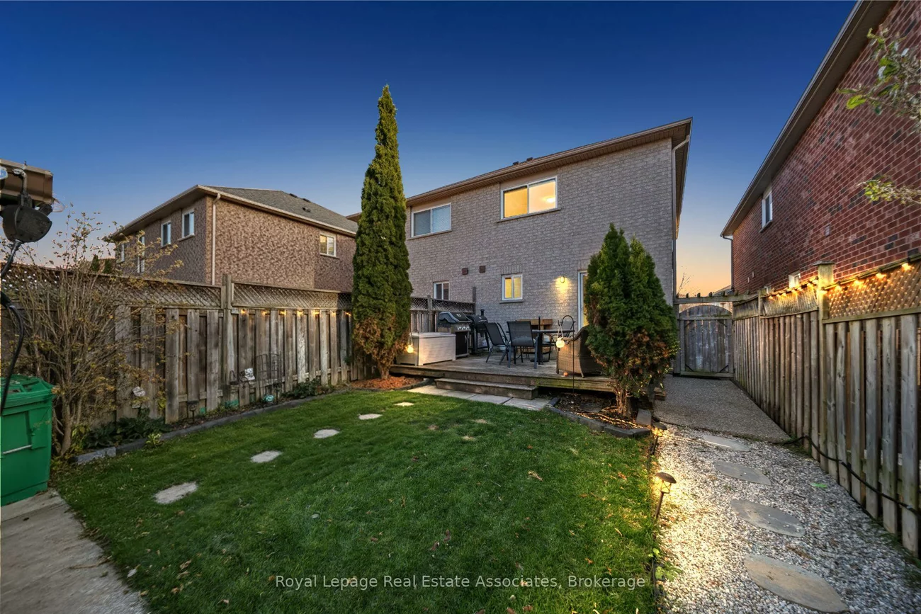 7276, Lowville, Lisgar, Mississauga