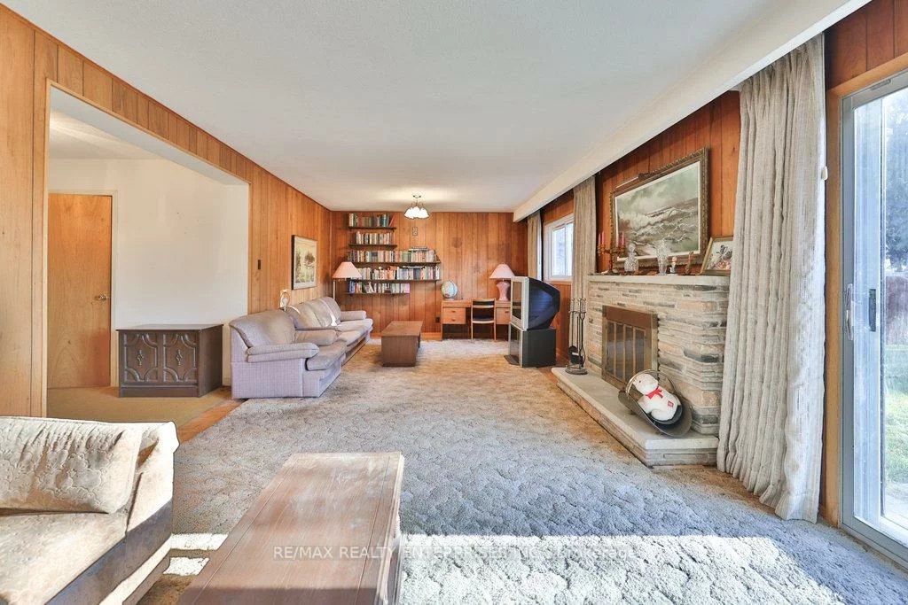 2288, Hensall, Cooksville, Mississauga