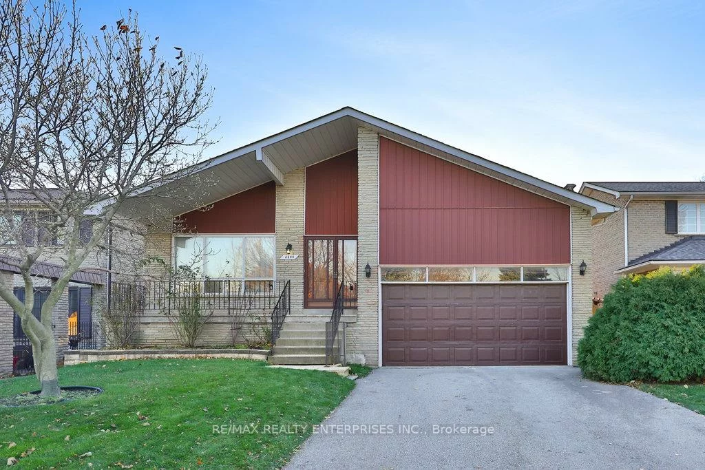 2288, Hensall, Cooksville, Mississauga