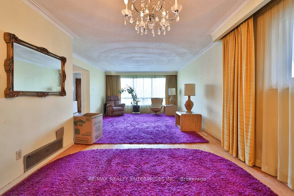 2288, Hensall, Cooksville, Mississauga