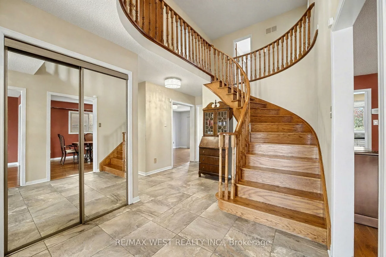 1155, Willowbank, Rathwood, Mississauga