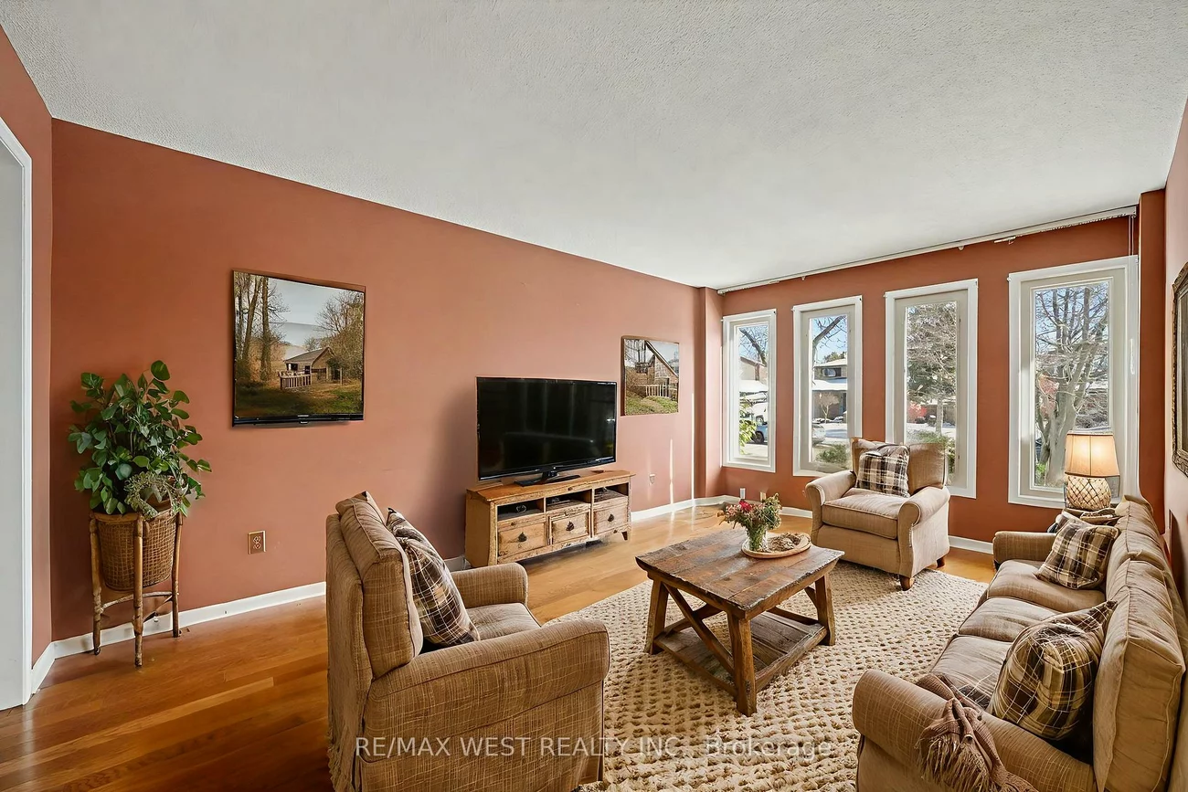 1155, Willowbank, Rathwood, Mississauga