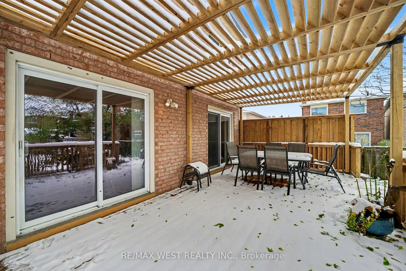 1155, Willowbank, Rathwood, Mississauga