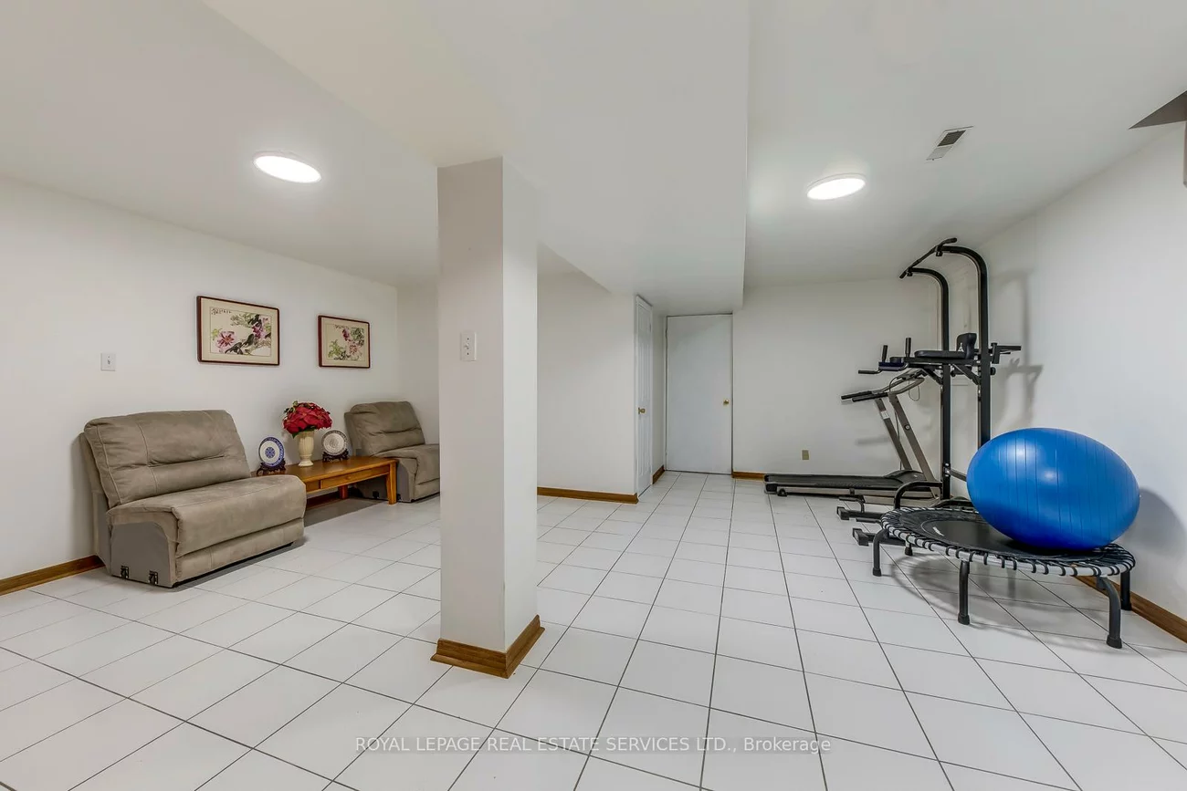 4370, Goldenrod, East Credit, Mississauga