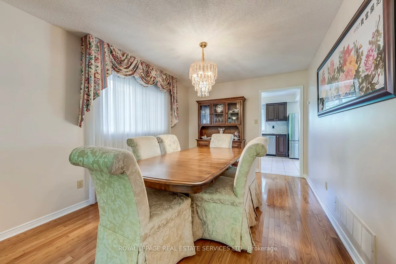 4370, Goldenrod, East Credit, Mississauga