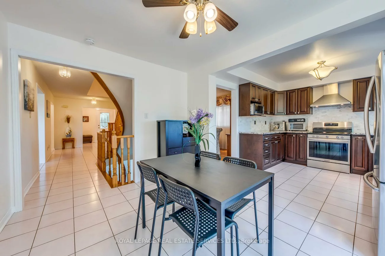 4370, Goldenrod, East Credit, Mississauga