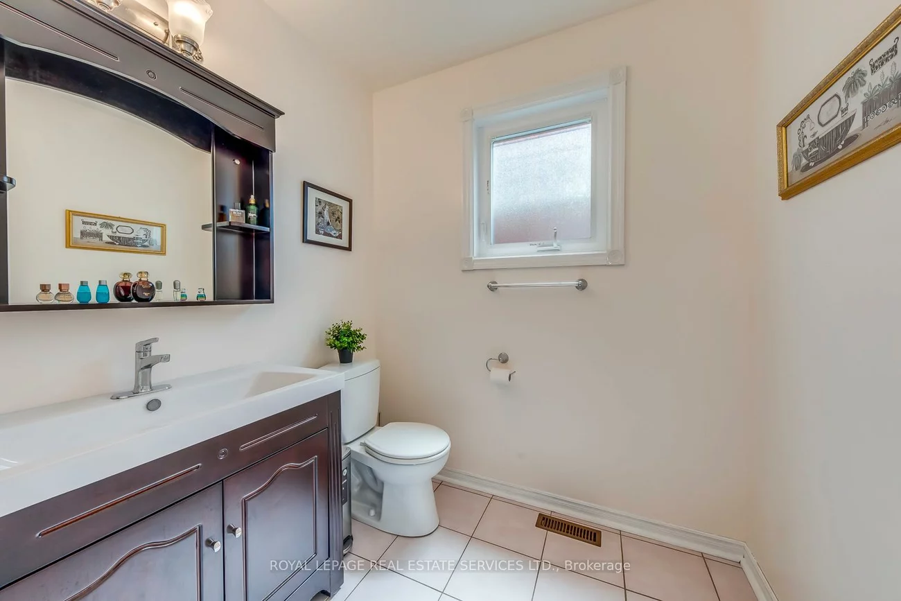 4370, Goldenrod, East Credit, Mississauga