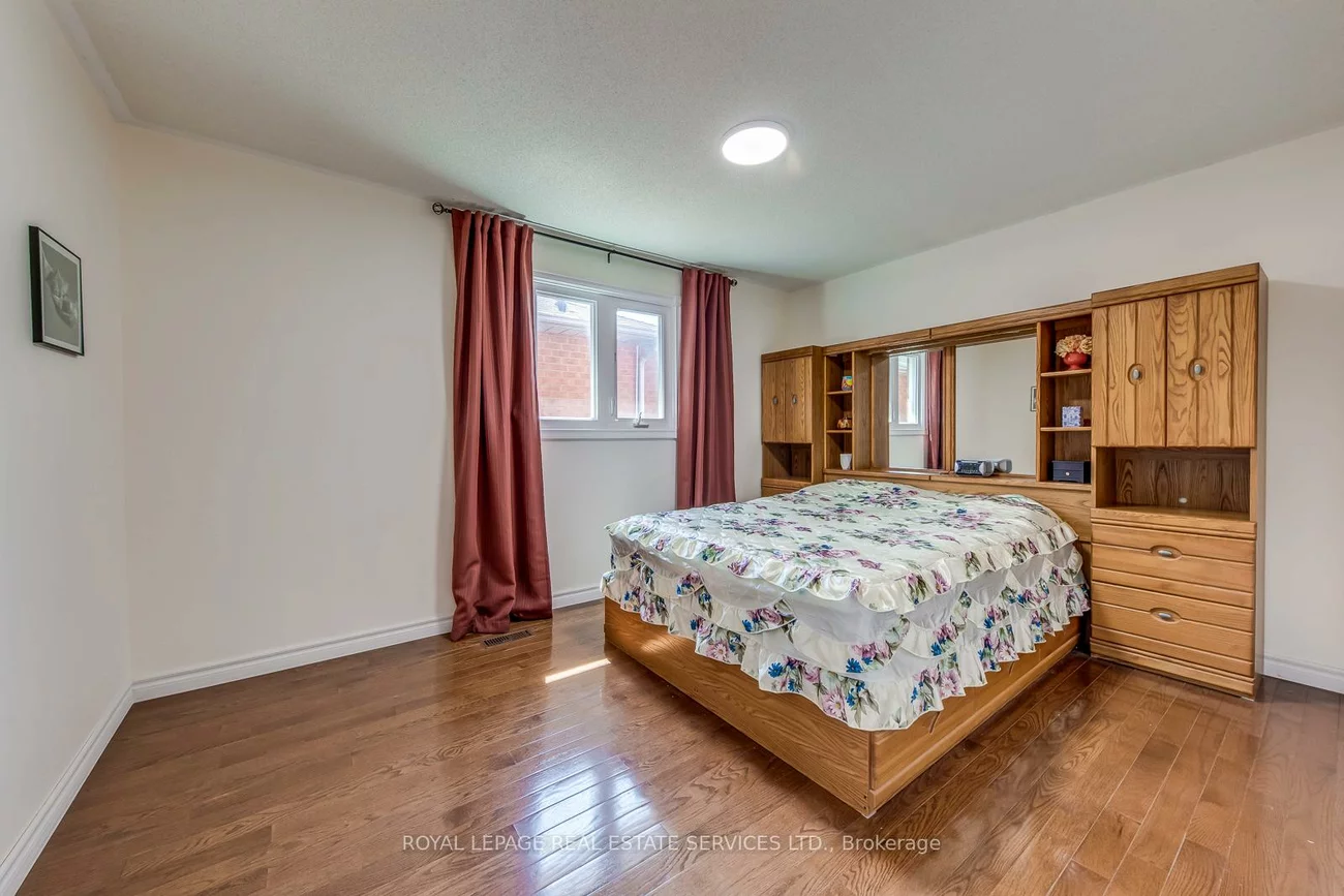 4370, Goldenrod, East Credit, Mississauga