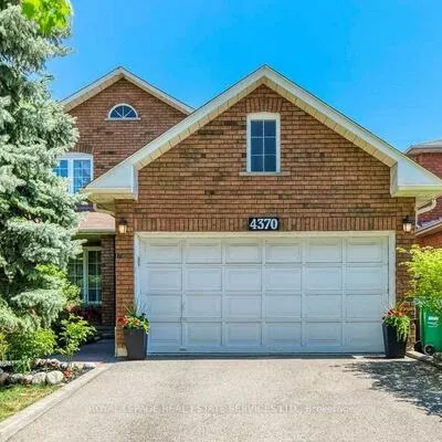 4370, Goldenrod, East Credit, Mississauga