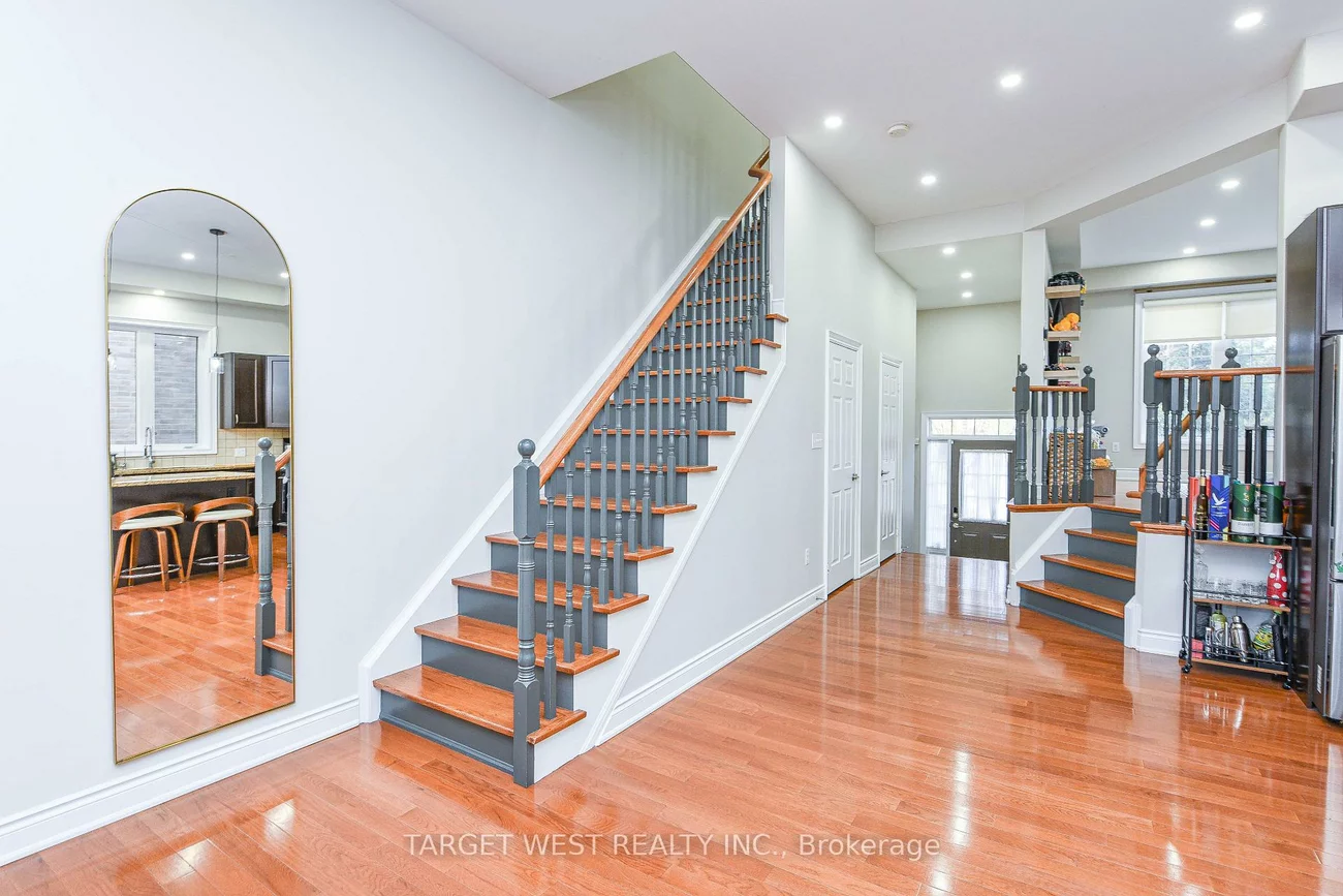 87, Park, Port Credit, Mississauga