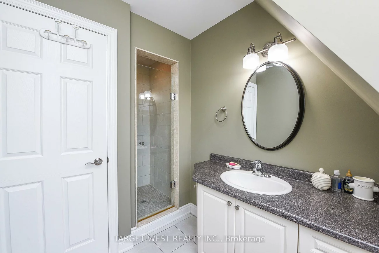 87, Park, Port Credit, Mississauga