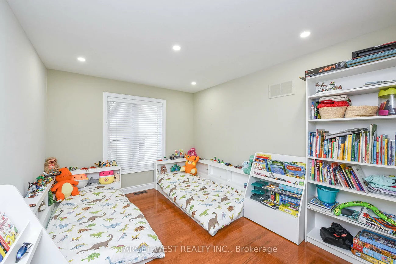 87, Park, Port Credit, Mississauga