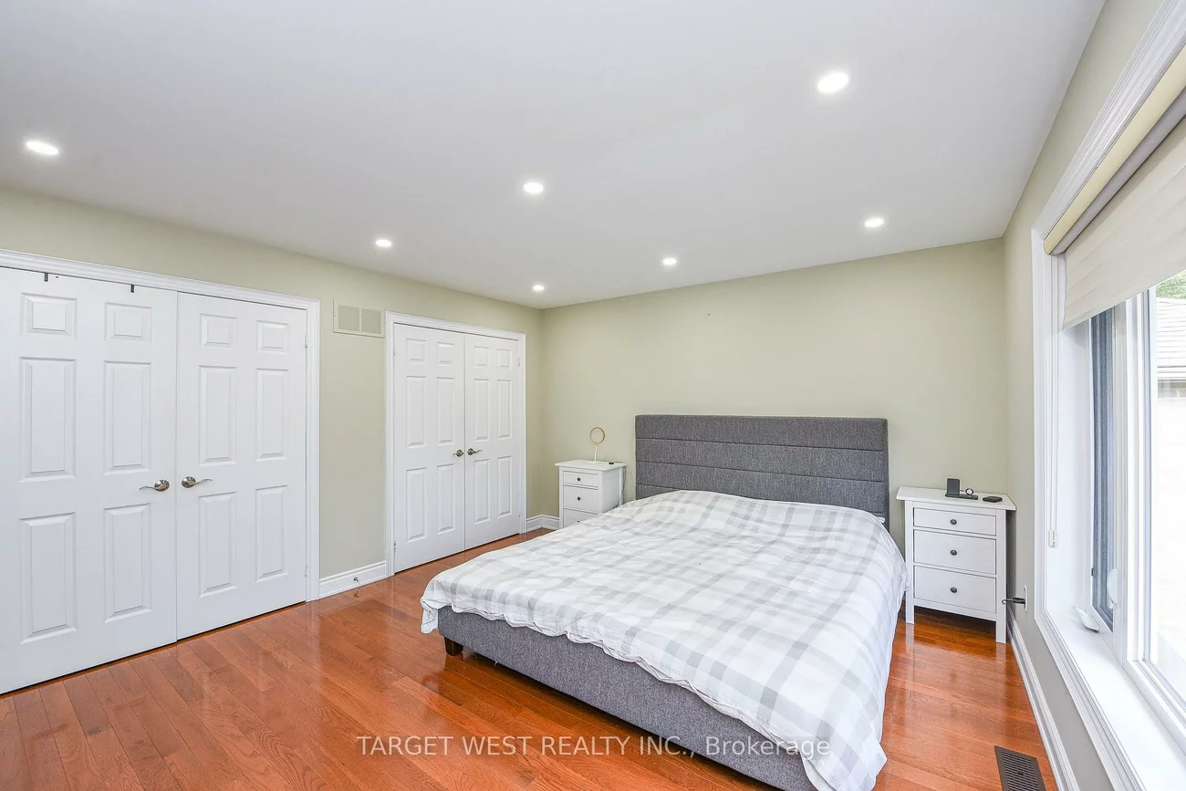 87, Park, Port Credit, Mississauga