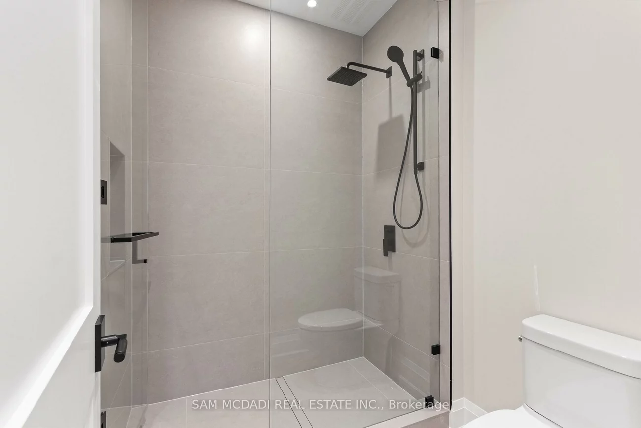 4584, Full Moon, Hurontario, Mississauga