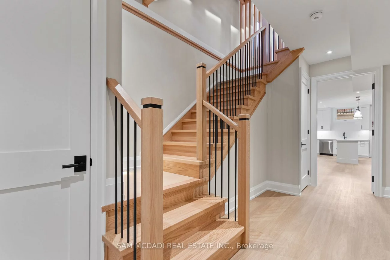 4584, Full Moon, Hurontario, Mississauga