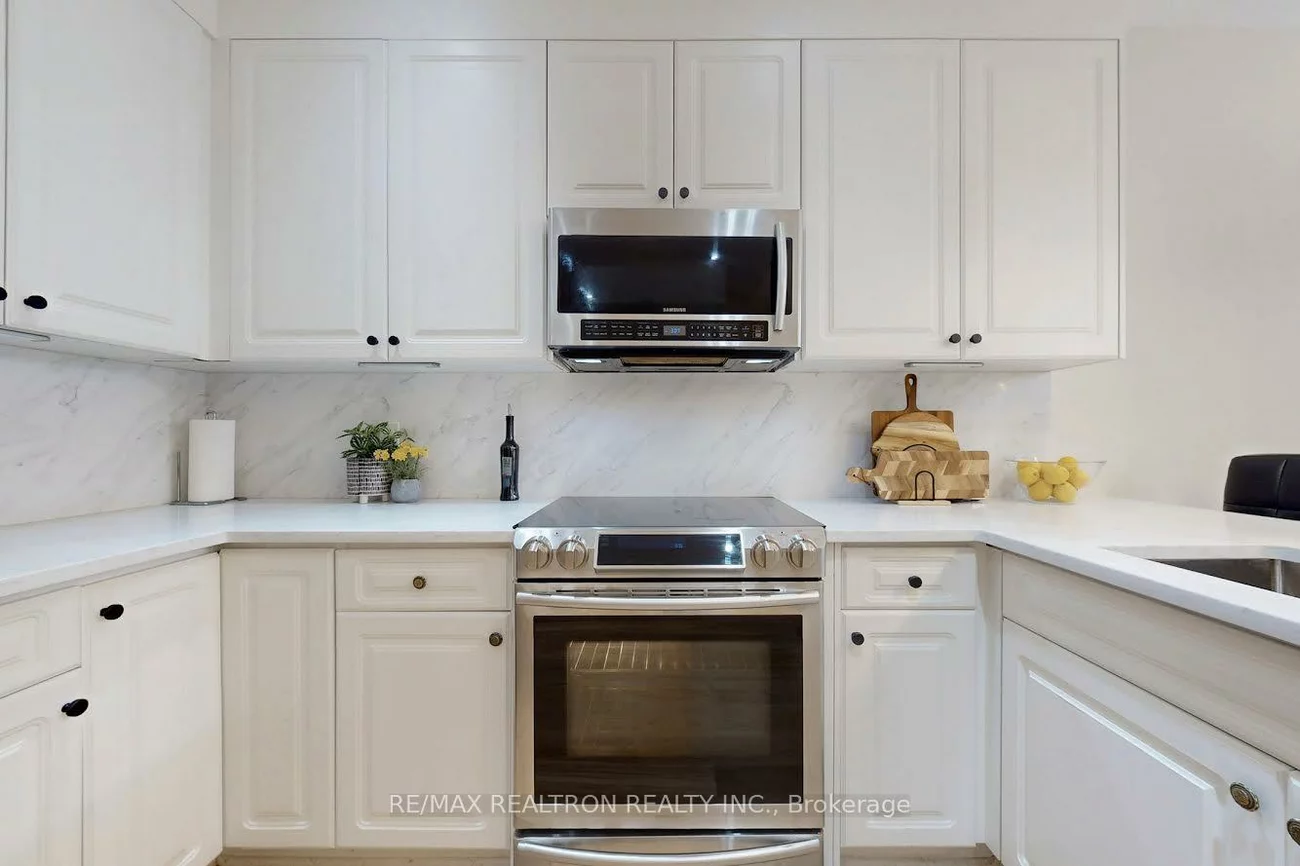 6766, Tattinger, Meadowvale Village, Mississauga