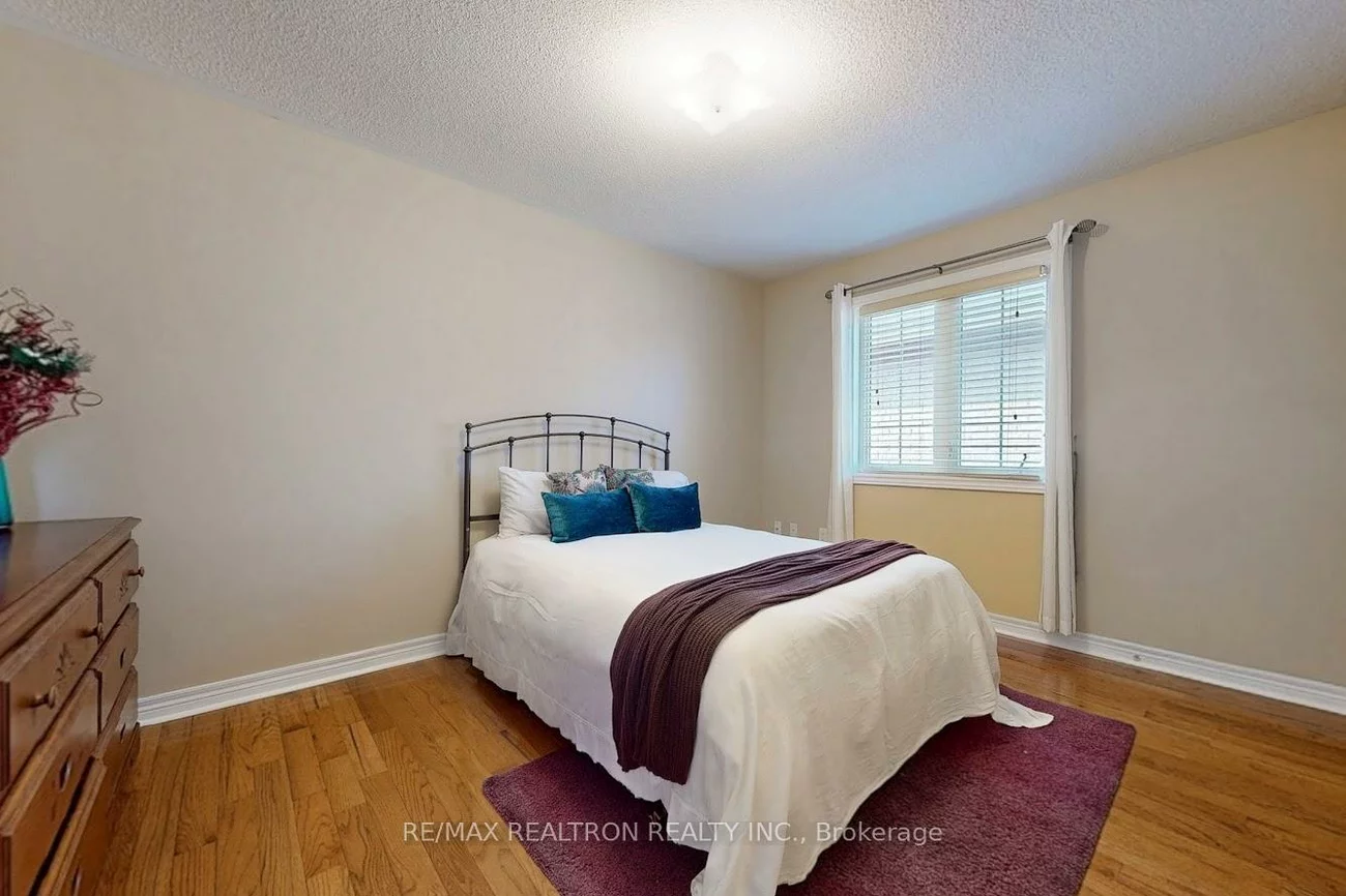 6766, Tattinger, Meadowvale Village, Mississauga