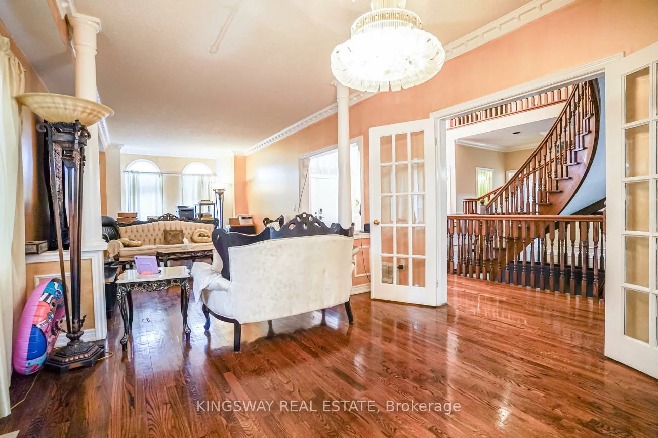 5969, Rayshaw, Streetsville, Mississauga