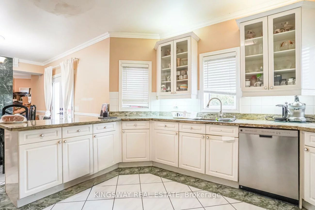 5969, Rayshaw, Streetsville, Mississauga