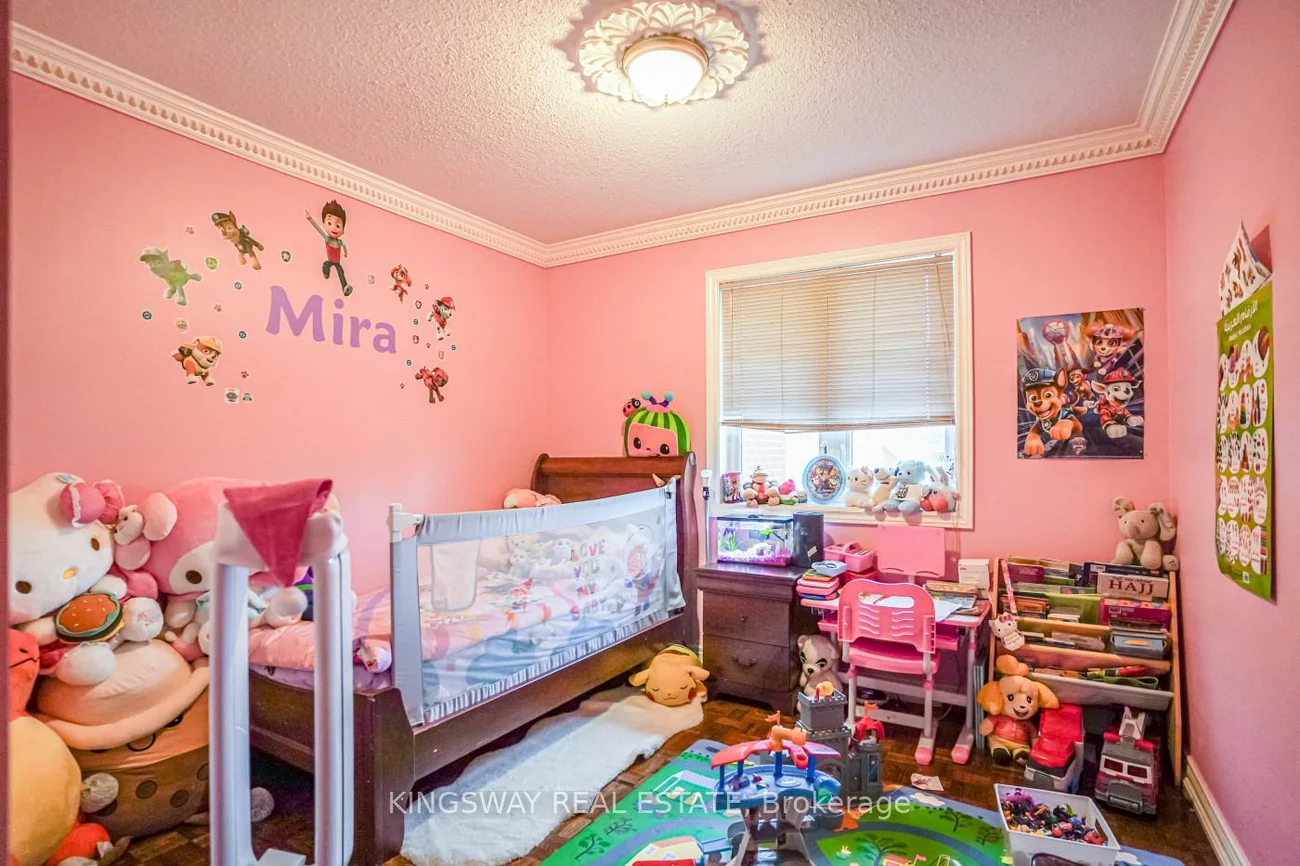 5969, Rayshaw, Streetsville, Mississauga