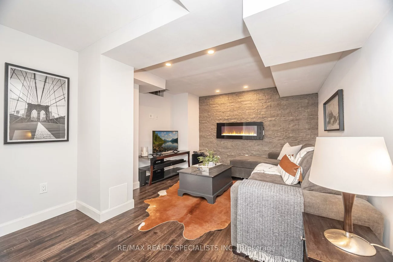 1436, Daventry, Meadowvale Village, Mississauga