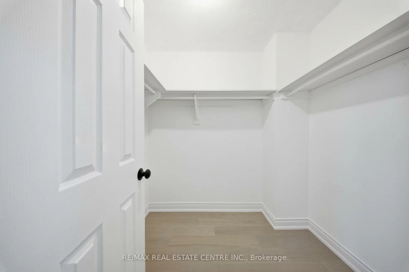 3316, Lady Slipper, Lisgar, Mississauga