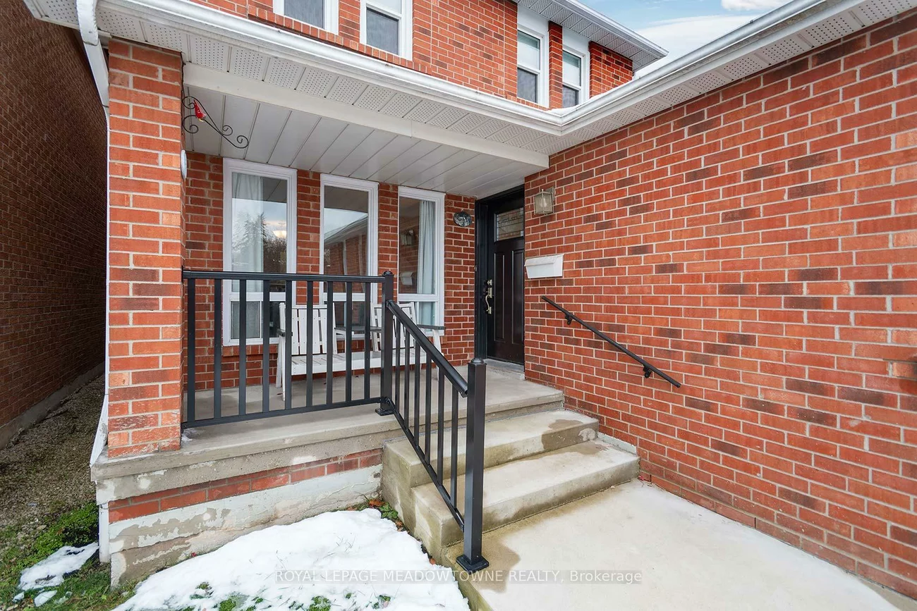2374, Hargood, Streetsville, Mississauga