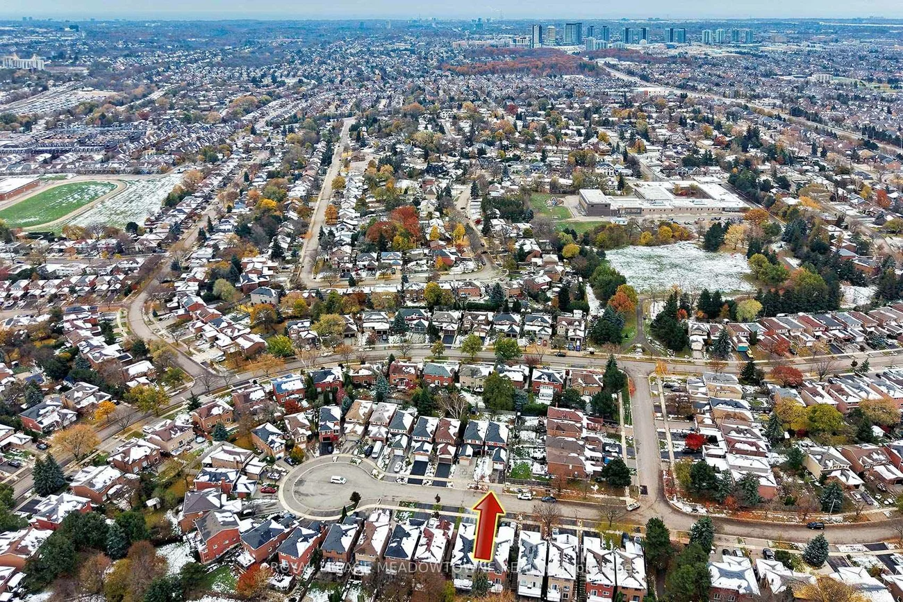 2374, Hargood, Streetsville, Mississauga