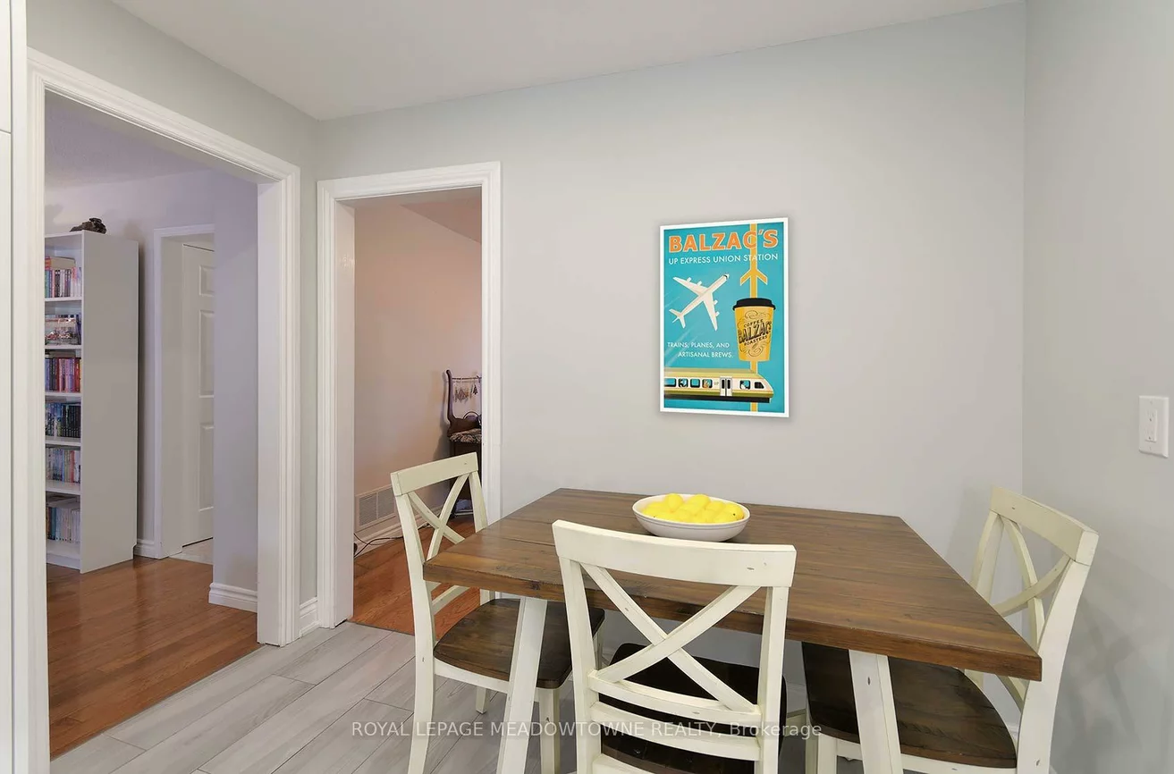 2374, Hargood, Streetsville, Mississauga