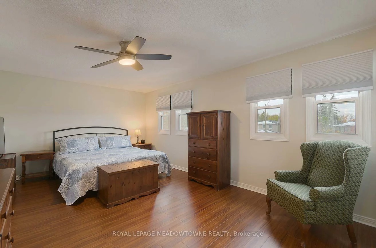 2374, Hargood, Streetsville, Mississauga