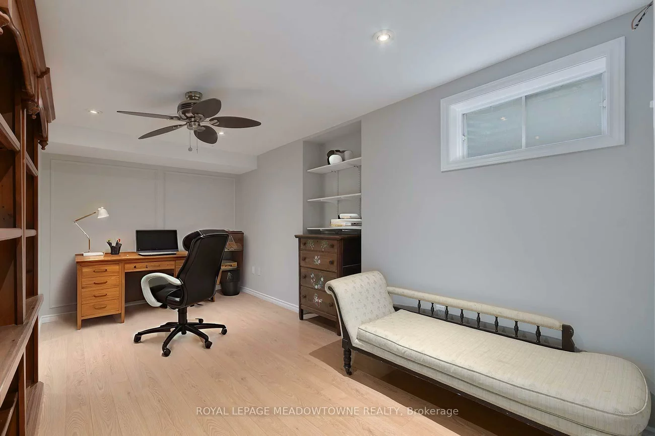 2374, Hargood, Streetsville, Mississauga