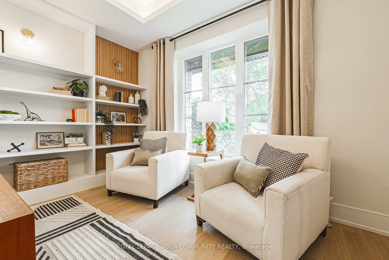 202, Queen, Port Credit, Mississauga