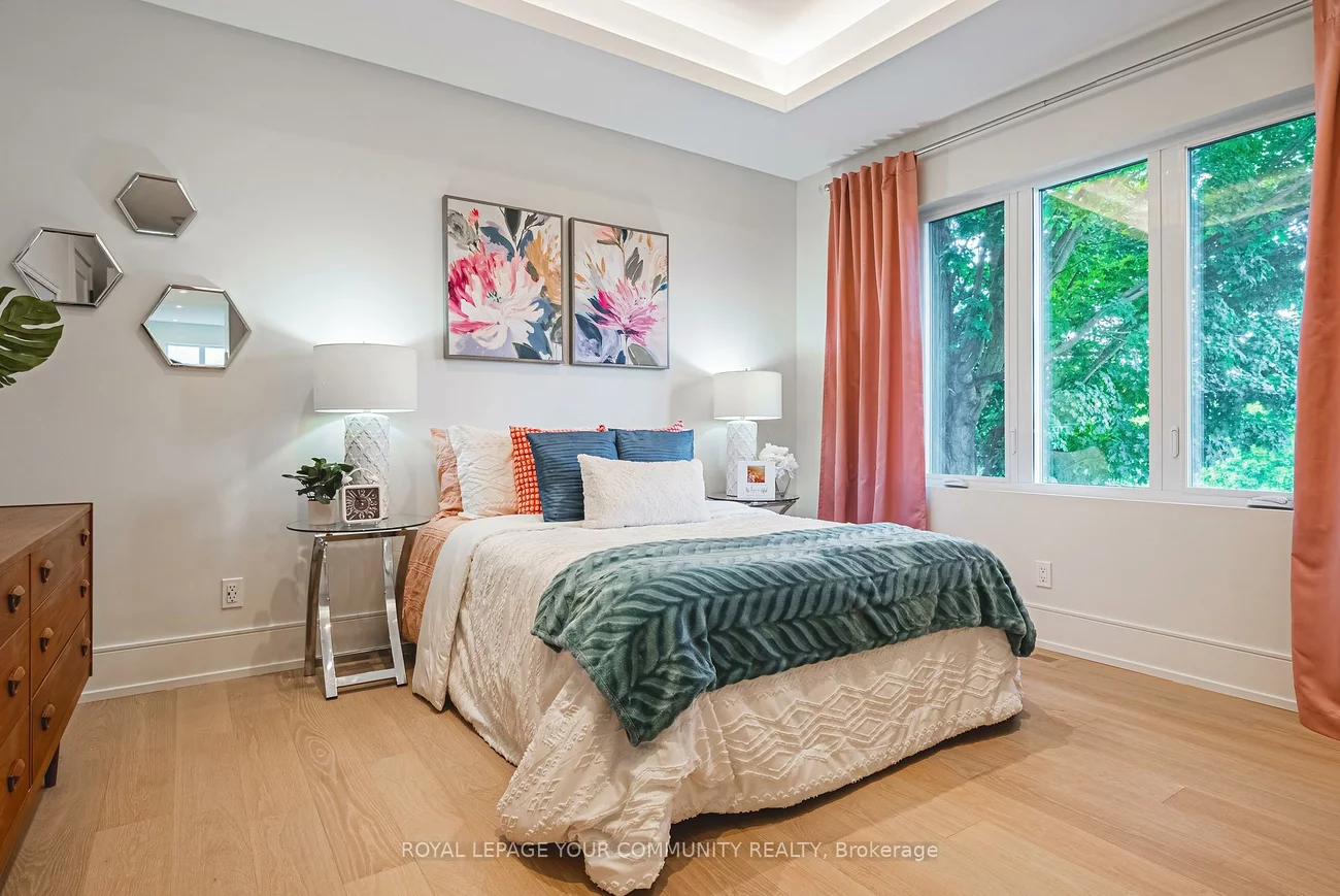 202, Queen, Port Credit, Mississauga