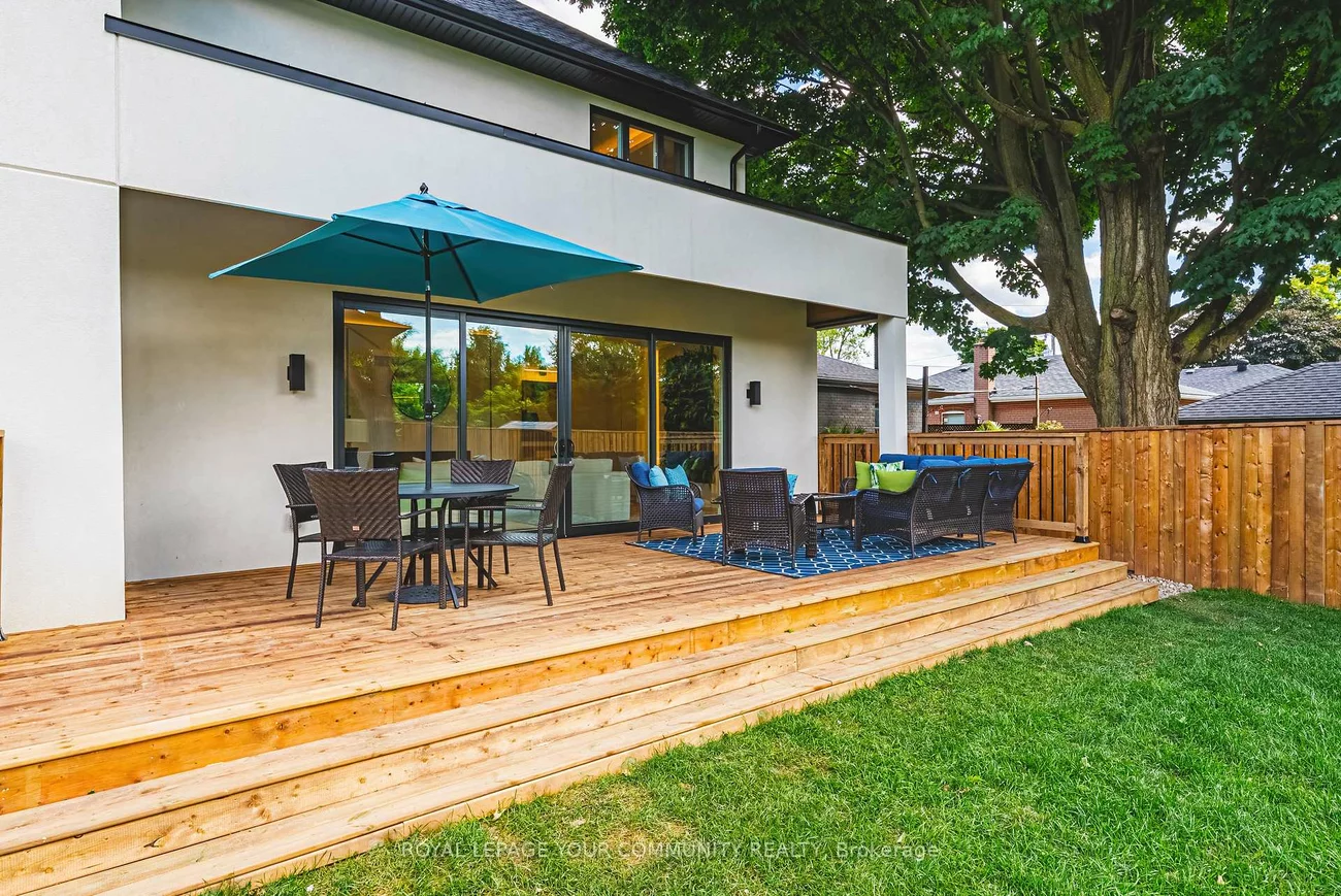 202, Queen, Port Credit, Mississauga